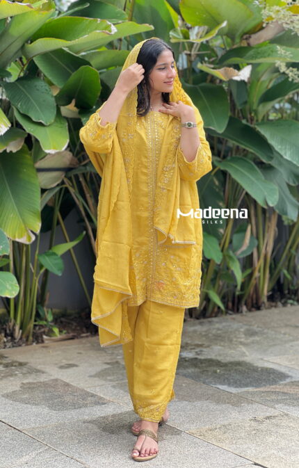 PREMIUM PARTY WEAR CHURIDAR SUIT